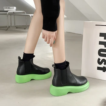 2021 Venda Quente Mulheres Ankle Boots Tendência da Moda Sapatos de Plataforma para as Mulheres Pu Couro Escorregar no Chelsea Boots Casual FemaleShoesBoots