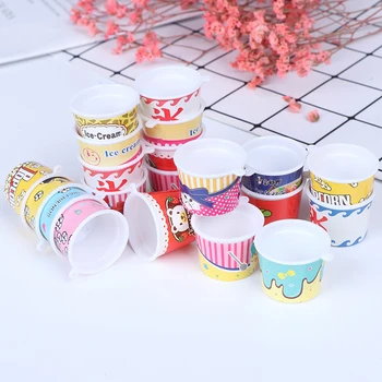 4PCS/Set Mini Miniatura Bebida Ice Cream Cup Utensílios de cozinha Modelo Crianças Coloridas de Plástico Brincar de faz de conta Brinquedos de DIY Boneca Acessórios