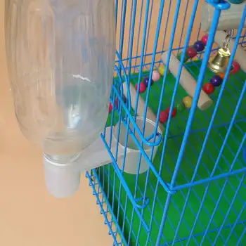 De Plástico Pet Bird Bebedor Alimentador De Garrafa De Água Copa Do Gato De Frango Pombo Papagaio Hamster Duplo Bocal De Água Guia Para A Família Jardim