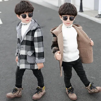 roupas de outono inverno Crianças menino de lã com capuz de bebê pouco de vestuário de moda do luxuoso do xadrez superior bonito brasão de crianças blusão